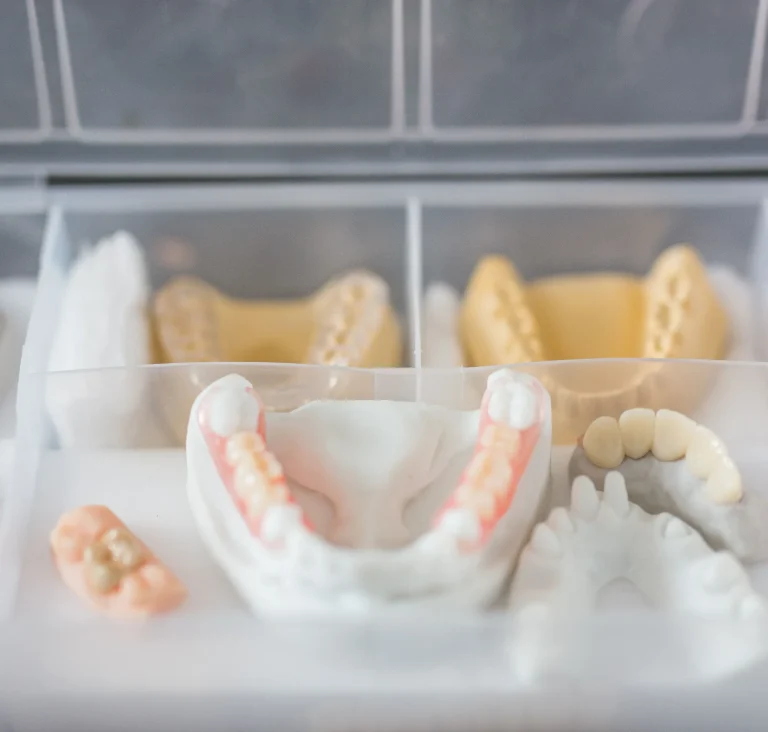 Different types of dentures