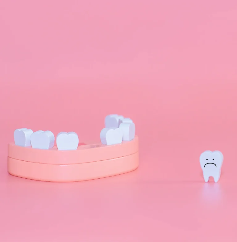 Tooth extraction demonstration model